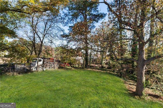 5211 Oakdale Road SE, Smyrna, GA 30082