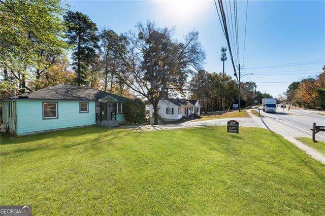 5211 Oakdale Road SE, Smyrna, GA 30082