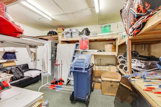 45924594 Mission Street, San Francisco, CA 94112