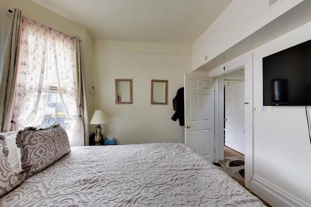 45924594 Mission Street, San Francisco, CA 94112