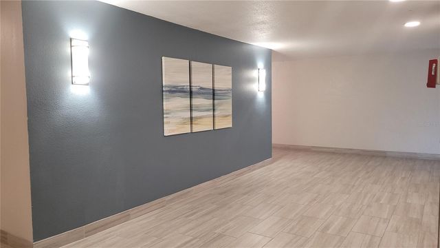 500 TREASURE ISLAND CAUSEWAY 106, Treasure Island, FL 33706