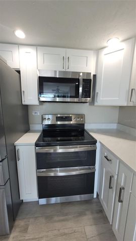 500 TREASURE ISLAND CAUSEWAY 106, Treasure Island, FL 33706