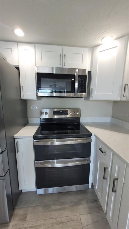 Image 47 of property listing at 500 TREASURE ISLAND CAUSEWAY 106, Treasure Island, FL 33706