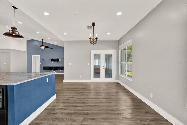1427 BAY VIEW STREET, Tarpon Springs, FL 34689