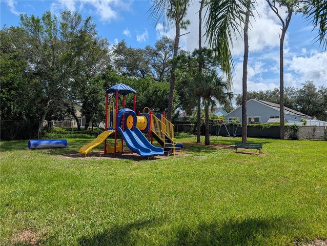 1427 BAY VIEW STREET, Tarpon Springs, FL 34689
