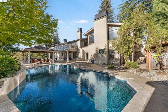 13 Kemp Court, Alamo, CA 94507