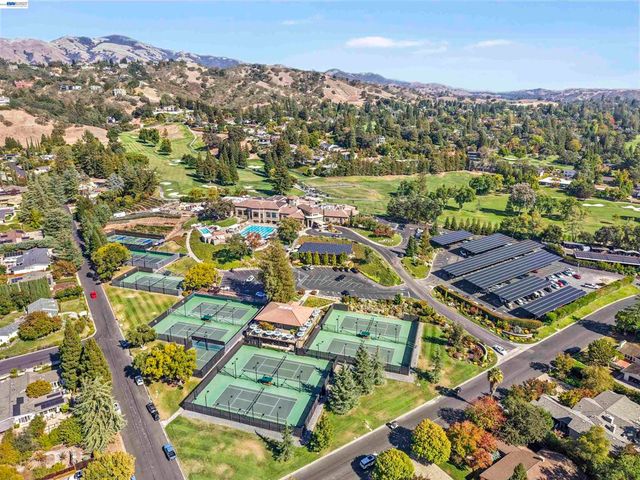 13 Kemp Court, Alamo, CA 94507