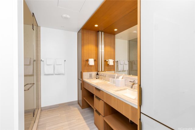 1100 Ala Moana Boulevard 803, Honolulu, HI 96814