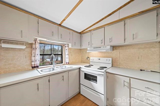 1993 White Oak Road, Camden, SC 29020