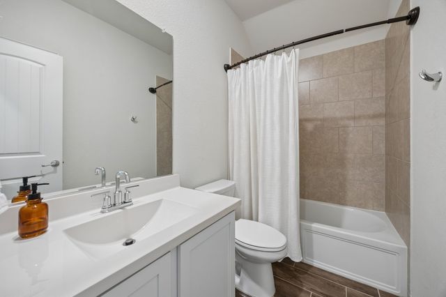 733 Mercy Street, Forney, TX 75126