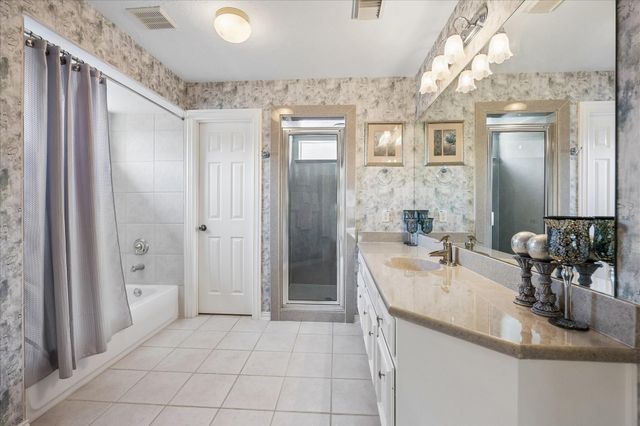 13606 Starlight Harbour Court, Houston, TX 77077