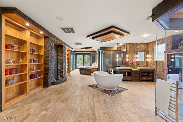 3004 ASTORIA PINES Circle, Las Vegas, NV 89107