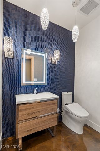 3004 ASTORIA PINES Circle, Las Vegas, NV 89107