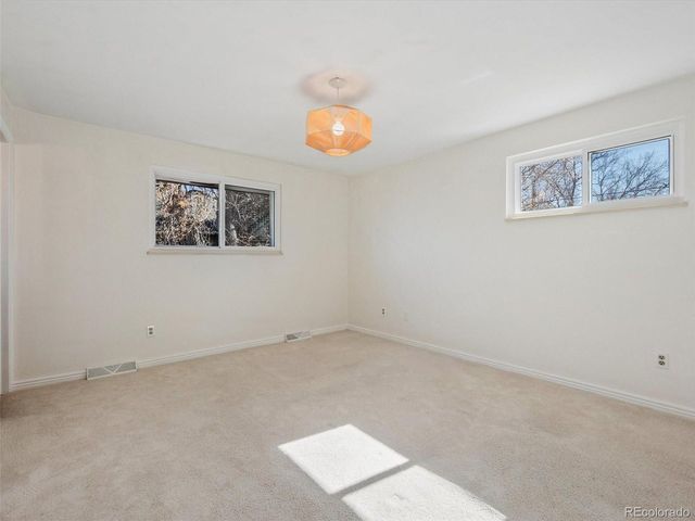 3278 S Wabash Ct, Denver, CO 80231