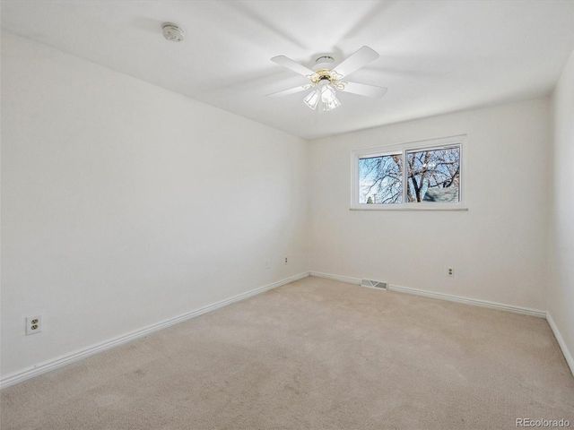 3278 S Wabash Ct, Denver, CO 80231