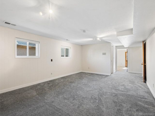 3278 S Wabash Ct, Denver, CO 80231