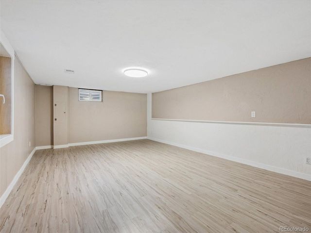 3278 S Wabash Ct, Denver, CO 80231