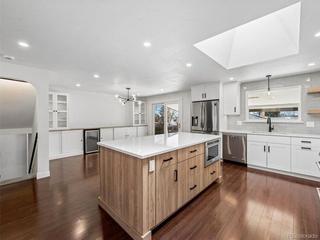 3278 S Wabash Ct, Denver, CO 80231