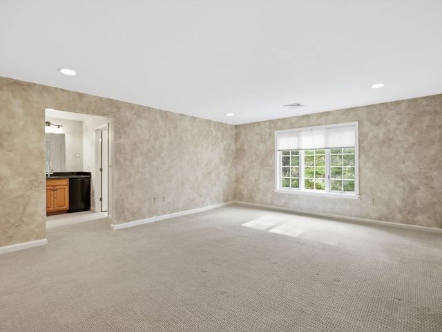 3901 Knightsbridge Close 3901, Worcester, MA 01609