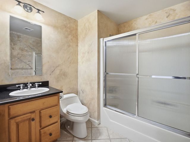 3901 Knightsbridge Close 3901, Worcester, MA 01609