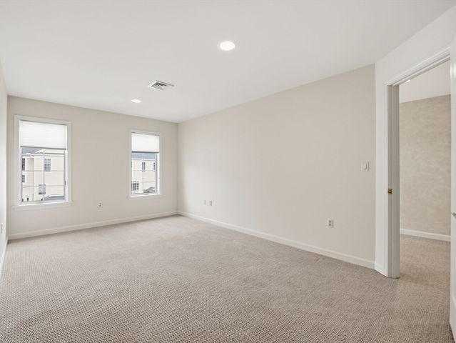 3901 Knightsbridge Close 3901, Worcester, MA 01609