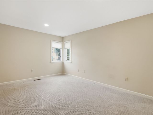 3901 Knightsbridge Close 3901, Worcester, MA 01609