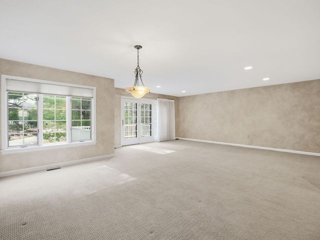 3901 Knightsbridge Close 3901, Worcester, MA 01609