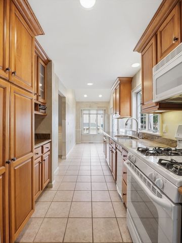 3901 Knightsbridge Close 3901, Worcester, MA 01609