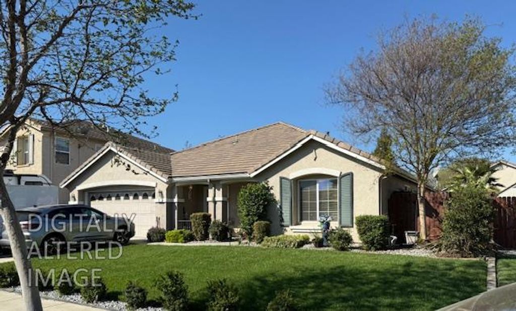 17 Walker Ranch Pkwy, Patterson, CA 95363