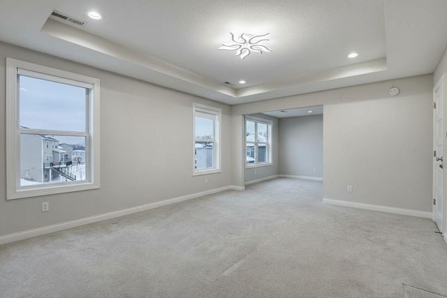 5073 Sandpebble Lane, Woodbury, MN 55129