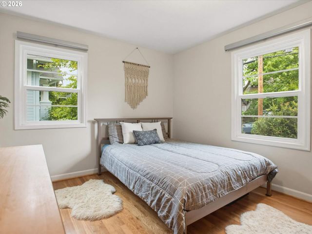 3424 Se TIBBETTS St, Portland, OR 97202