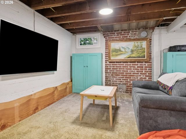 3424 Se TIBBETTS St, Portland, OR 97202