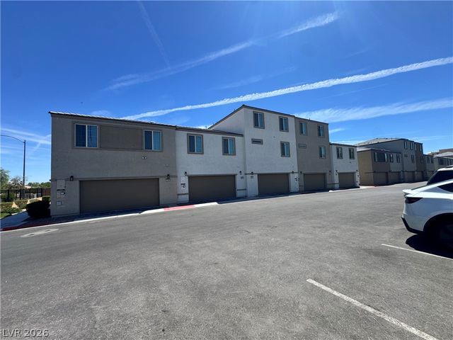 6118 Garden Oasis Street, Las Vegas, NV 89148