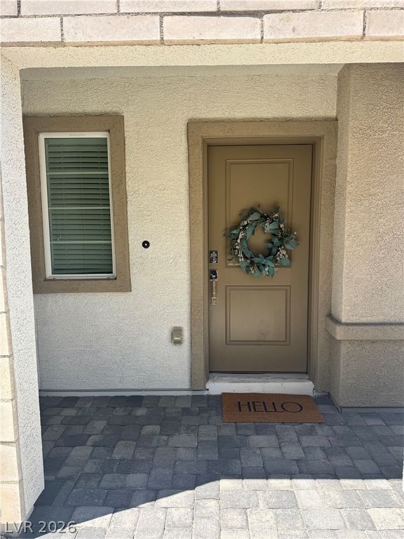 6118 Garden Oasis Street, Las Vegas, NV 89148