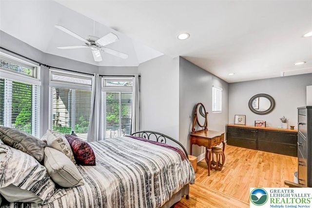 1284 Burger Hollow Road, Chestnuthill Twp, PA 18330