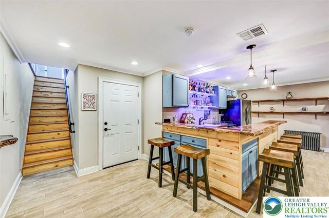 1284 Burger Hollow Road, Chestnuthill Twp, PA 18330