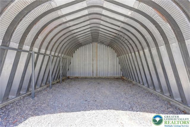 1284 Burger Hollow Road, Chestnuthill Twp, PA 18330