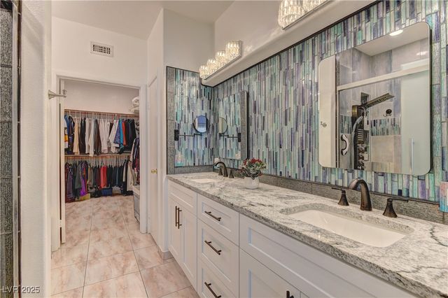 6201 East Lake Mead Boulevard 175, Las Vegas, NV 89156