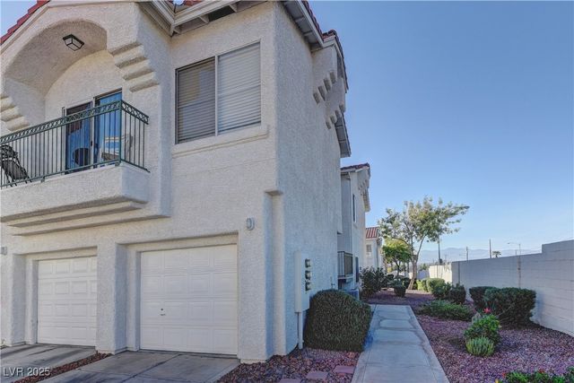 6201 East Lake Mead Boulevard 175, Las Vegas, NV 89156