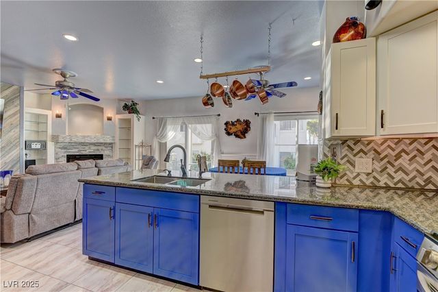 6201 East Lake Mead Boulevard 175, Las Vegas, NV 89156