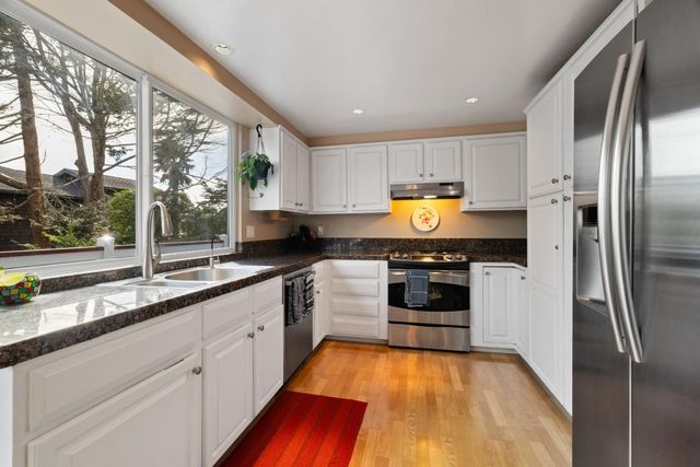 256 6th Street, Montara, CA 94037