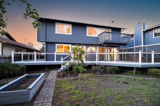 256 6th Street, Montara, CA 94037