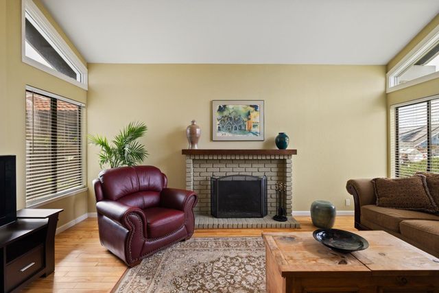 256 6th Street, Montara, CA 94037