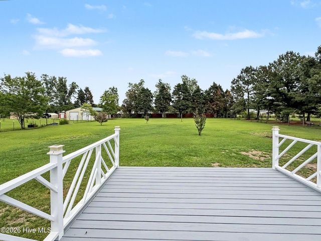 313 Wright Road, Vass, NC 28394