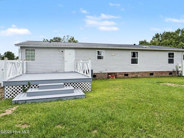 313 Wright Road, Vass, NC 28394