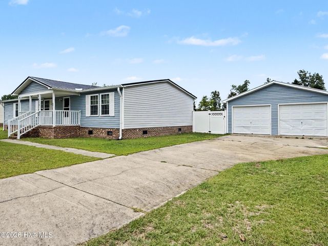 313 Wright Road, Vass, NC 28394