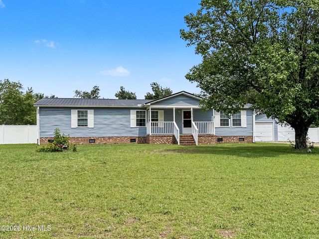 313 Wright Road, Vass, NC 28394