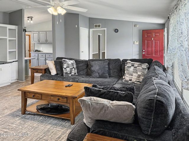313 Wright Road, Vass, NC 28394