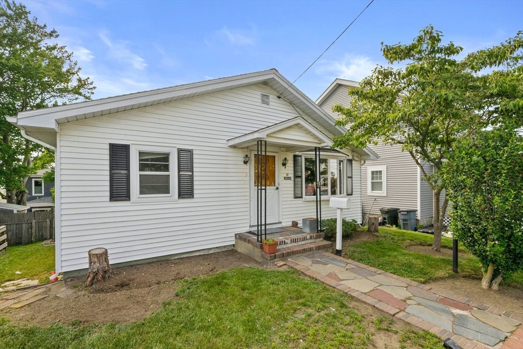 37 Meadow Street, Quincy, MA 02171