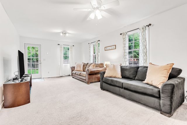 909 Rebel Cir, Franklin, TN 37064